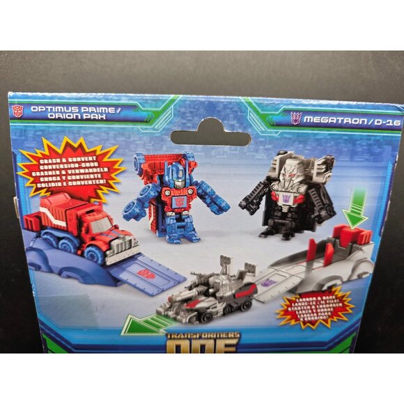 Transformers One Optimus Prime/Orion Pax Vs Megatron/D-16 Action Figure Set - Picture 6 of 7